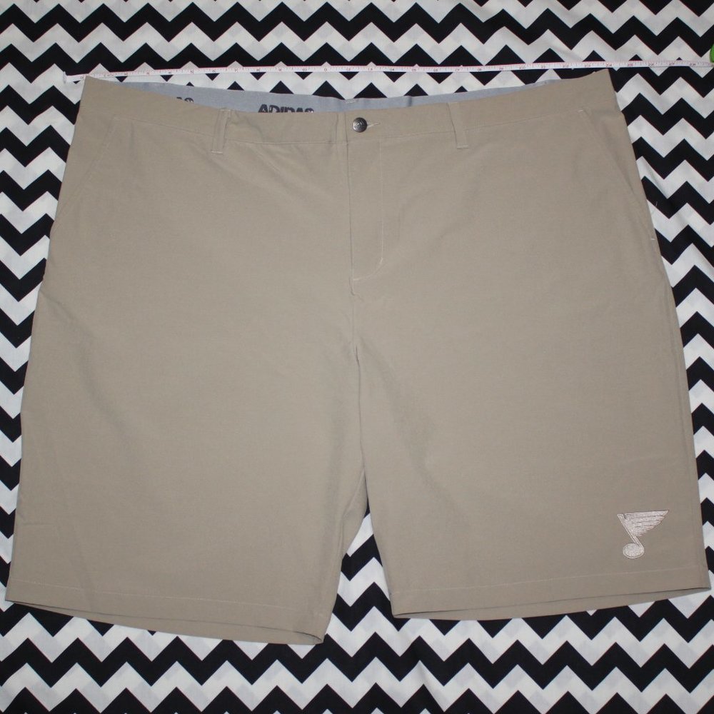 St. Louis Blues Men's Khaki Adidas Golf Shorts with St. Louis Blues Logo Size 48